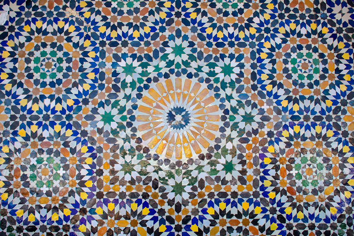 MoroccanColorfulblueredgreenandyellowmosaicasTexturebackground-SITE-iremam.jpg